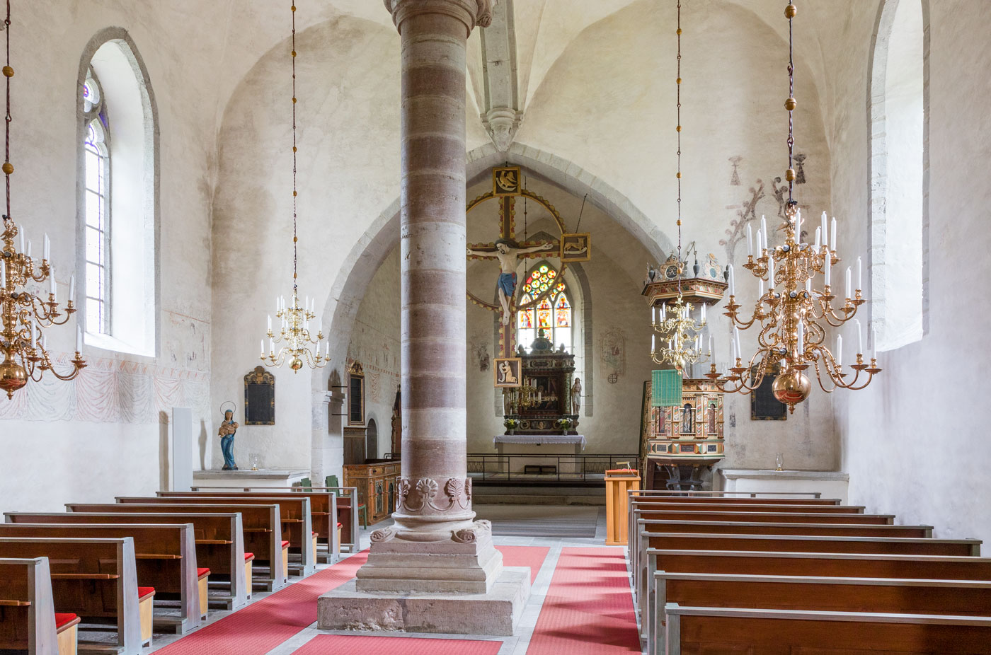 Interiör mot öster - Etelhems kyrka