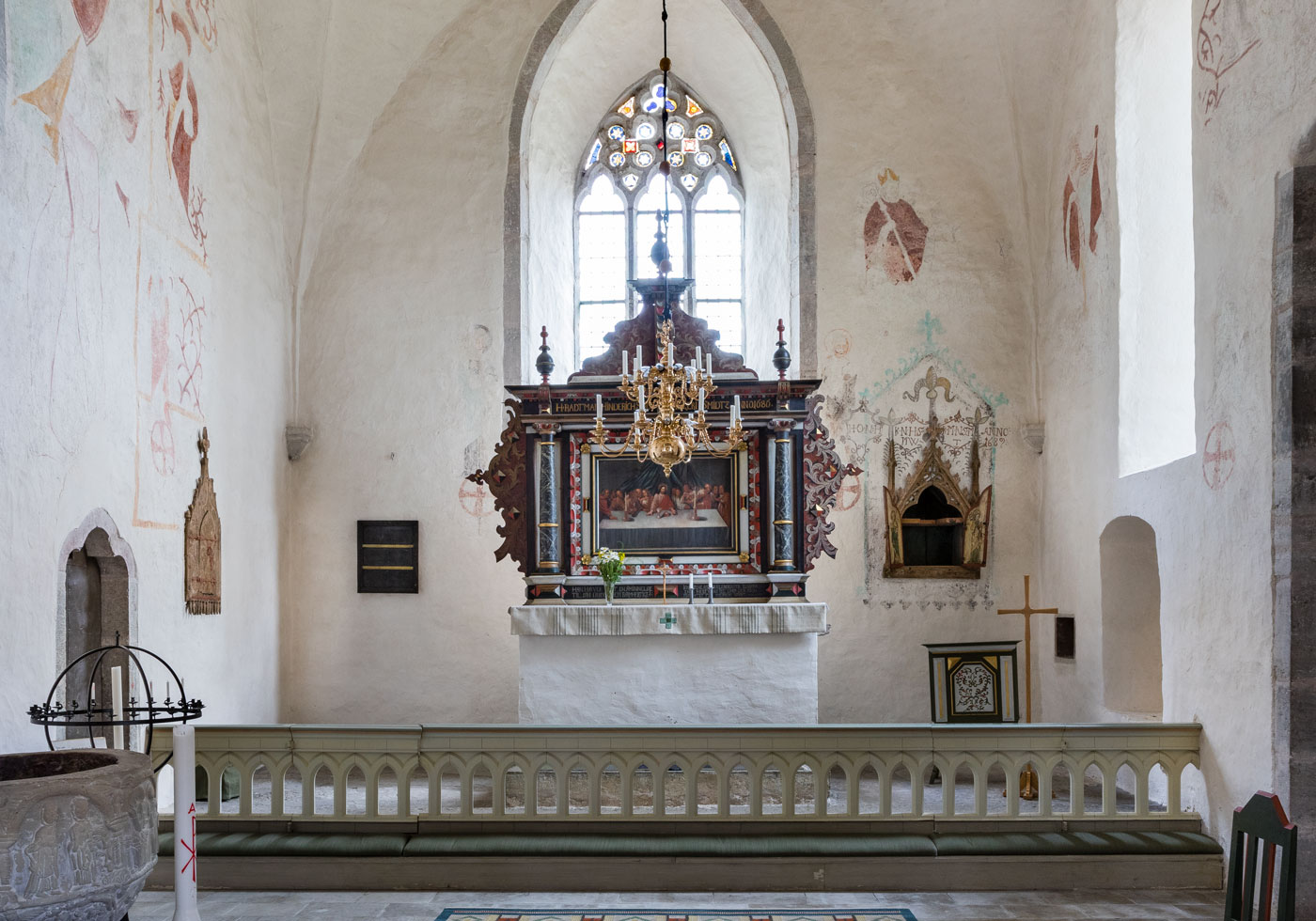 Koret - Halla kyrka