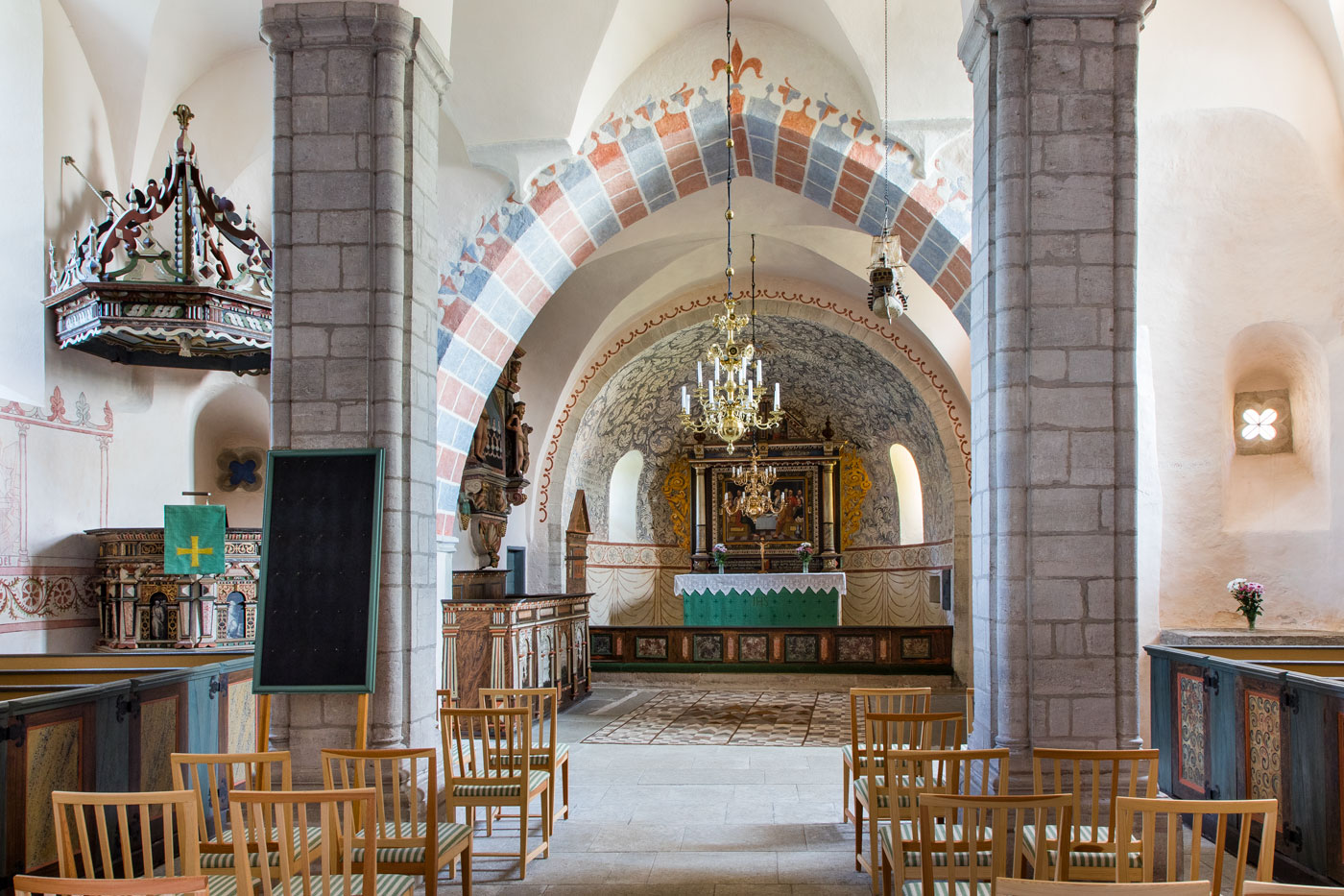 Interiör mot öster - Levide kyrka