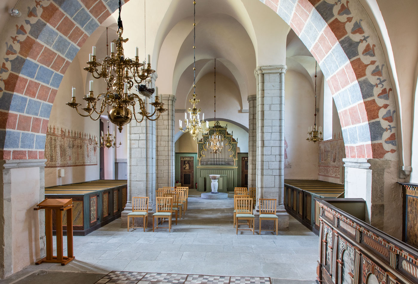 Interiör mot väster - Levide kyrka