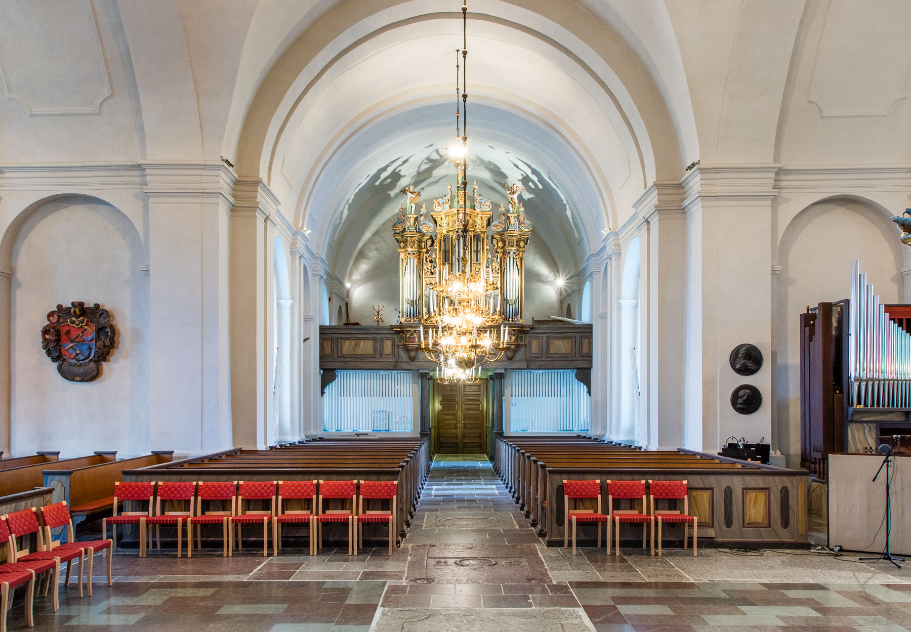 Interiör mot väster - Bälinge kyrka